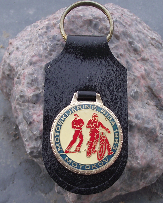 Vintage 1983 Riga Moto Ski Racing Extreme Sports Competition Chain Key Ring - Badgecrazy