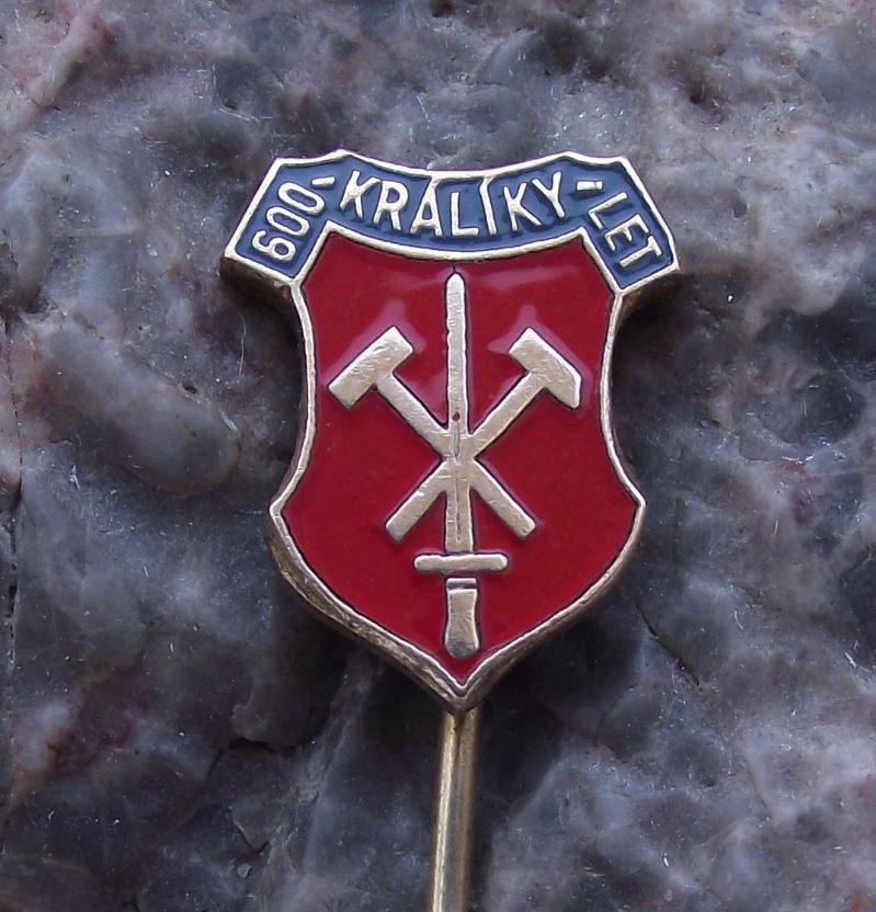 1967 Kraliky Grulich Coat of Arms 600th Anniversary Heraldic Crest Pin Badge - Badgecrazy