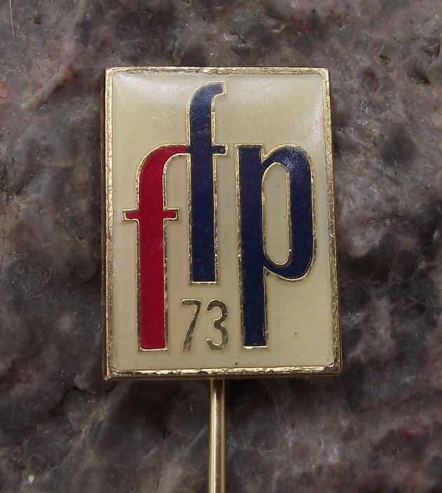 1973 FFP Czech Filmovy Exhibition 24th Communist Workers Film Festival Pin Badge - Badgecrazy