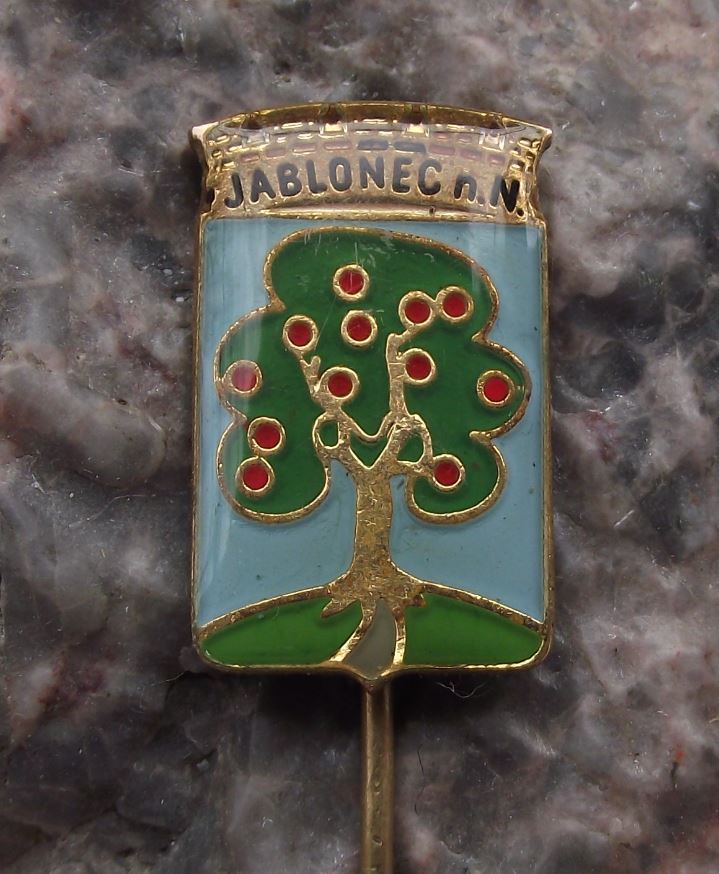 Jablonec nad Nisou Crowned Royal Apple Tree Hill Herald Crest Shield Pin Badge - Badgecrazy
