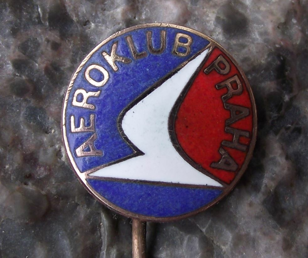 Antique Aeroklub Praha Prague Aircraft Flying Club Glider White Bird Pin Badge - Badgecrazy