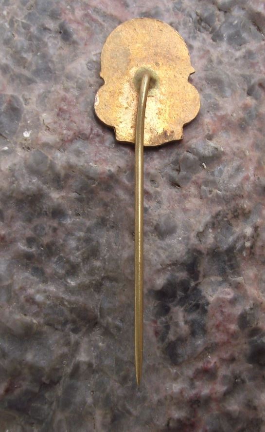 Antique Dukla Plzen Gun Shooting Club Revolver Pistol Target Motif Pin Badge - Badgecrazy