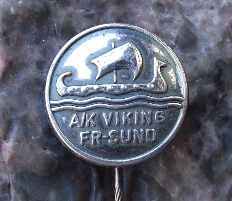 Antique A/K AK Viking Longboat FR Sund Athletics Weightlifting Club Pin Badge - Badgecrazy