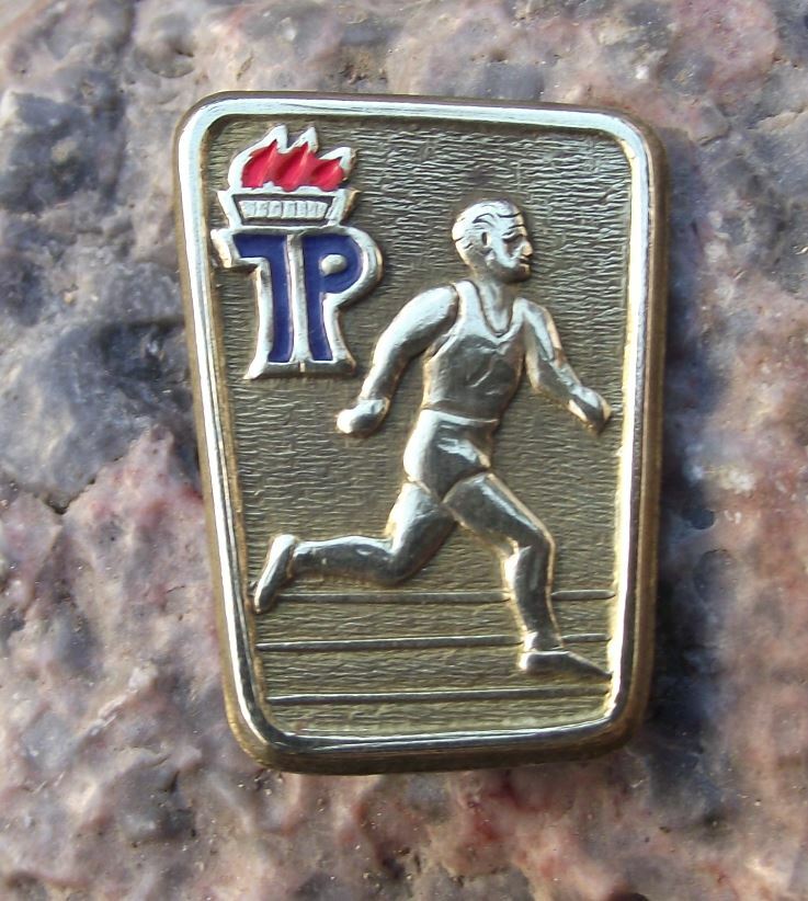 Vintage Thalmann Pioneer Organisation Germany Man Running DDR Award Pin Badge - Badgecrazy