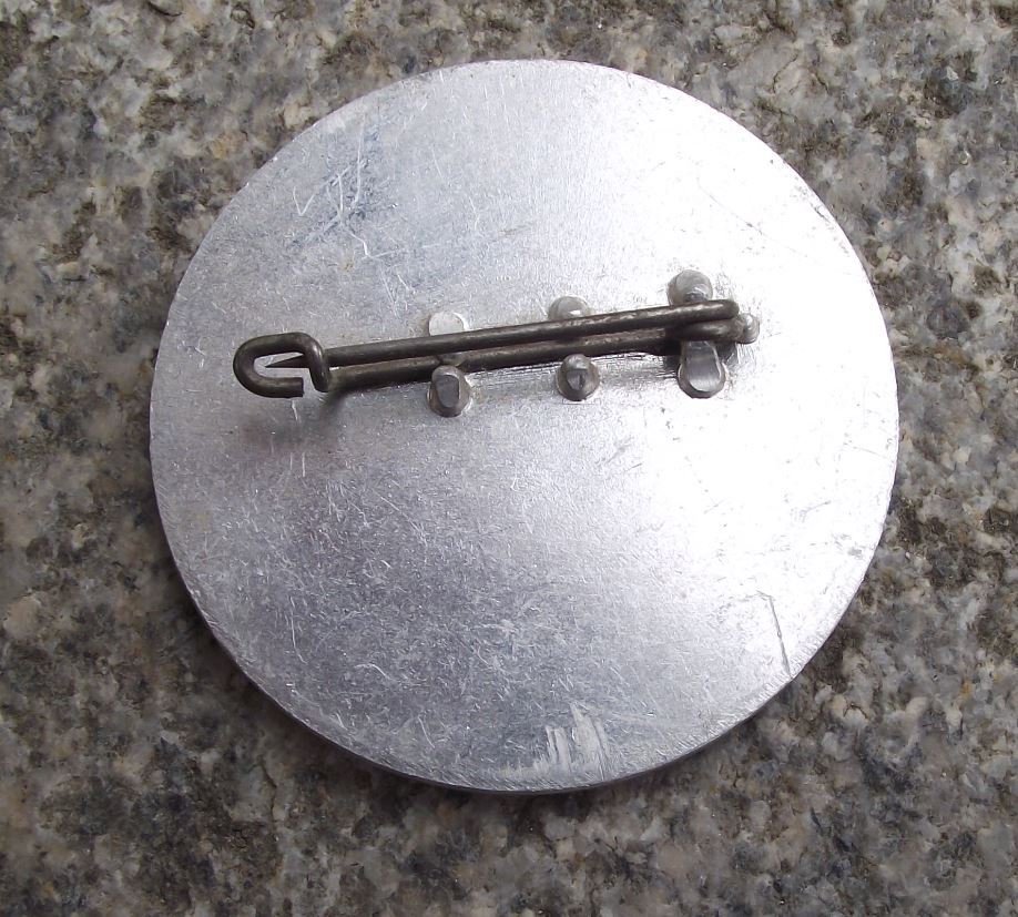 1973 East Germany DDR GDR 15th Racing Sledge Sled World Chamionships Pin Badge - Badgecrazy