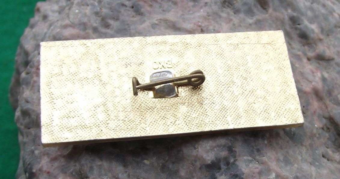 1974 Soviet Union Academy of the Ministry of Internal Affairs Moscow Pin Badge - Badgecrazy