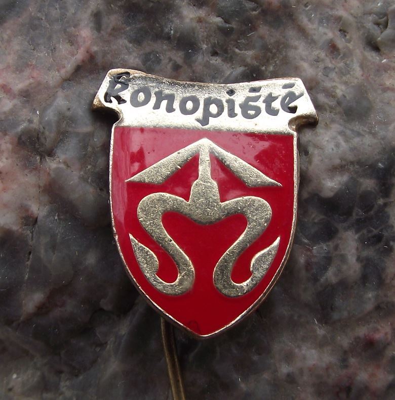 Antique Konopiste Konopischt Czech Castle Schloss Heraldic Crest Pin Badge - Badgecrazy