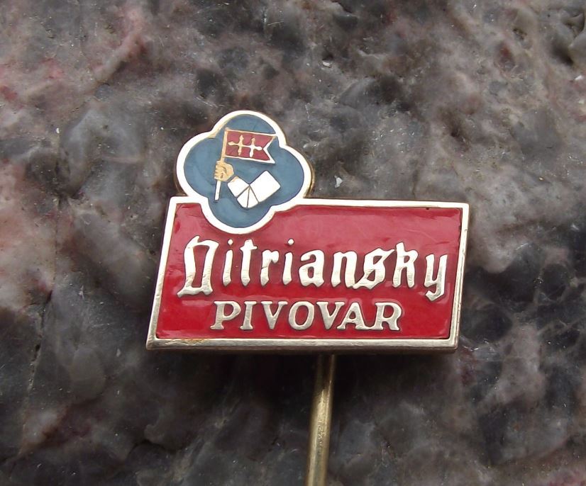 Pivovar Nitriansky Czechoslovakia Beer Lager Brewery Nitra Crest Pin Badge - Badgecrazy