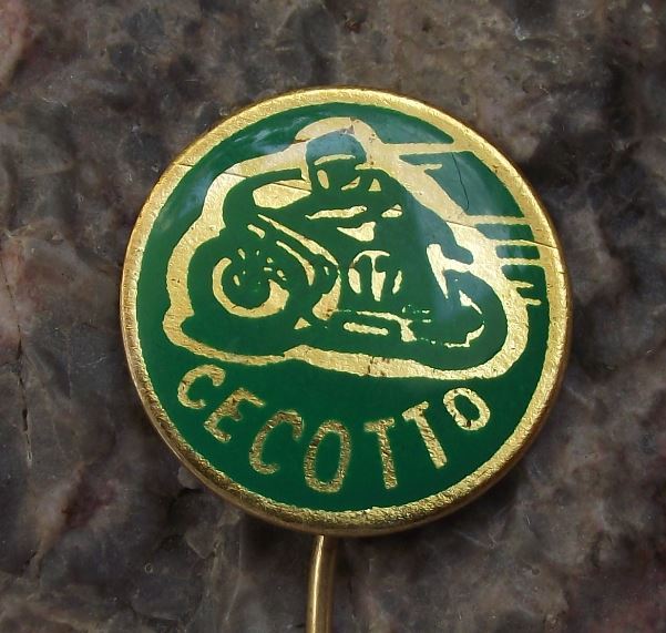 Alberto Johnny Cecotto MotoGP Yamaha Motorbike Grand Prix Road Racer Pin Badge - Badgecrazy