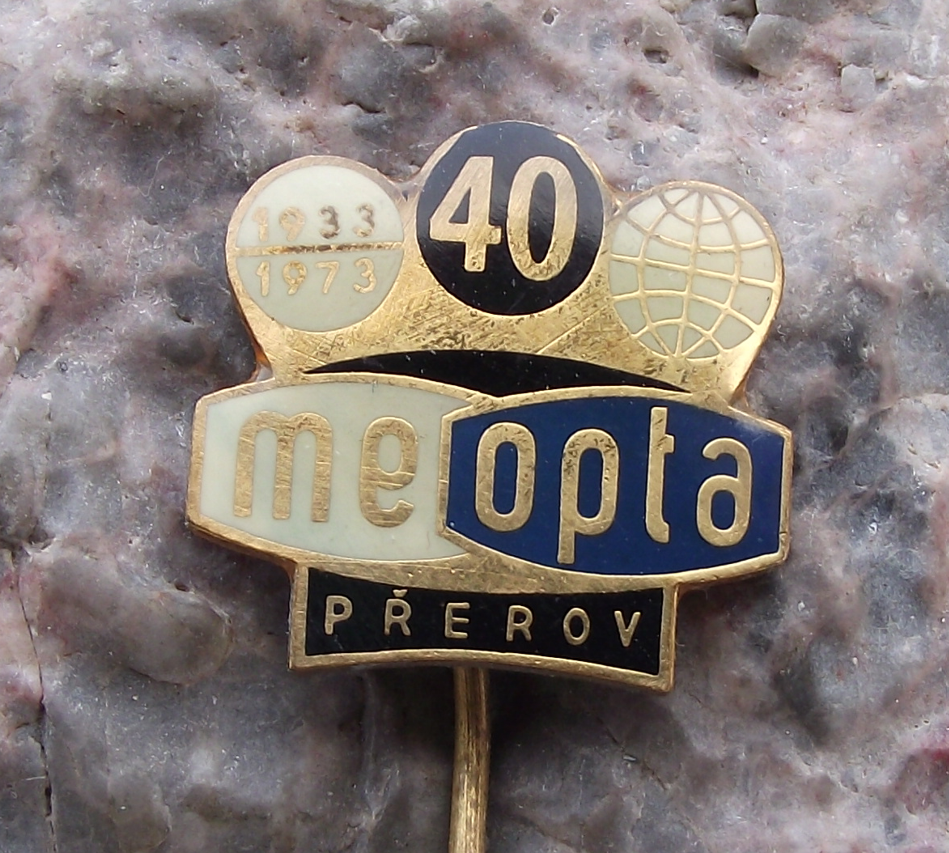1973 Meopta Prerov Movie Camera Film Reels Photographic Stereo Logo Pin Badge - Badgecrazy
