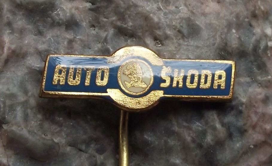 Vintage Skoda Octavia Felicia Superb Yeti Vehicle Auto Car Advertising Pin Badge - Badgecrazy