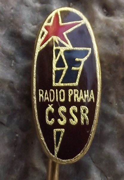 Vintage Radio Prague Praha Transmitter Broadcasting Tower Mast Logo Pin Badge - Badgecrazy