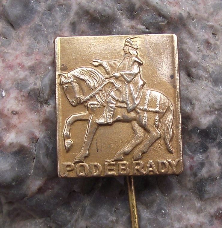 Vintage Hussite Czech Town Jiri George of Podebrady Travel Souvenier Pin Badge - Badgecrazy