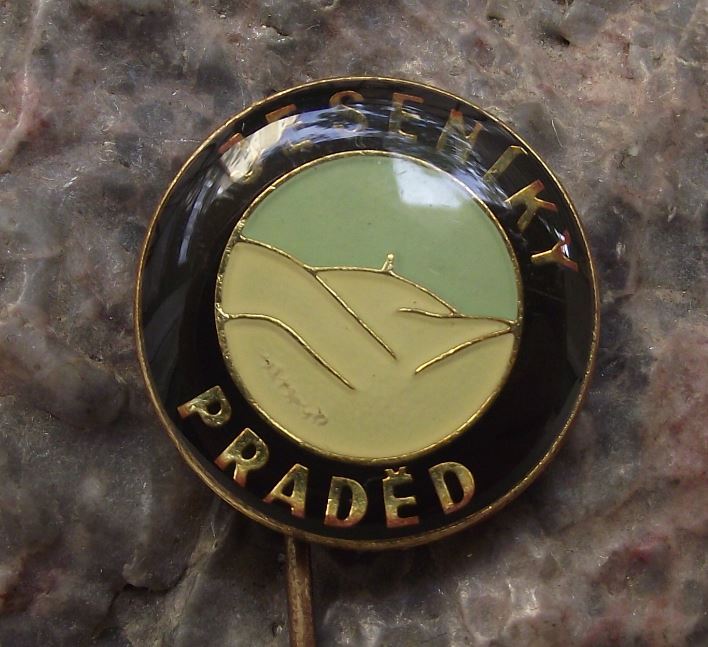 Antique Jesenik Jeseniky Praded Mountain Czechoslovakia Souvenier Pin Badge - Badgecrazy