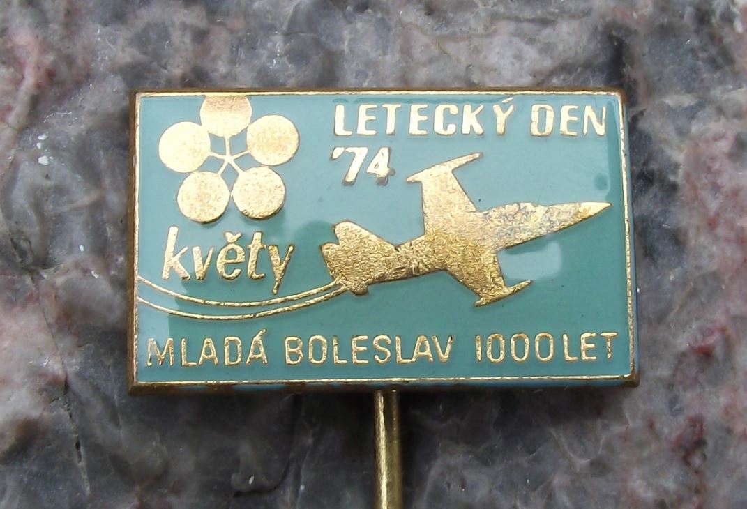 1974 Aero L-39 Albatros Czechoslovakia Air Show Display Mlada Boleslav Pin Badge - Badgecrazy