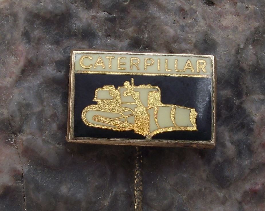 Antique Caterpillar Inc Bulldozer Engineering Company Heavy Machines Pin Badge - Badgecrazy