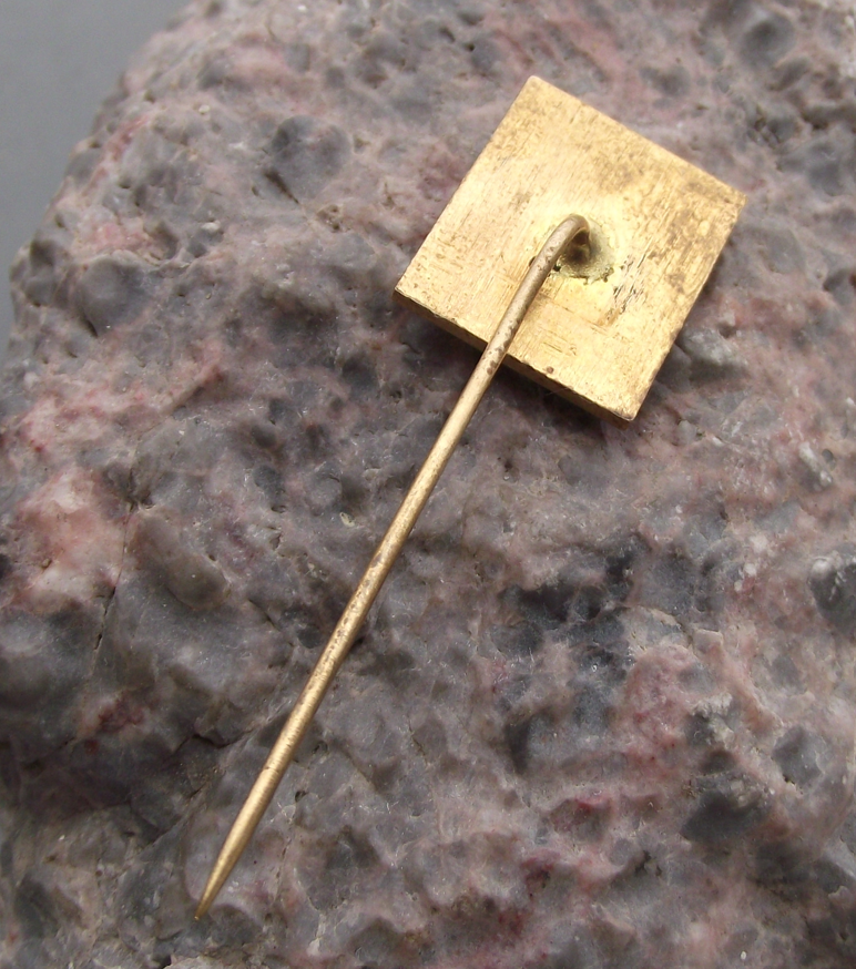 1969 Meopta Cameras ZPA Kosire 50th Anniversary Czech Optics Company Pin Badge - Badgecrazy