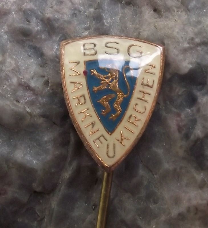 Antique BSG Markneukirchen DDR East Germany Football Soccer Team Pin Badge - Badgecrazy