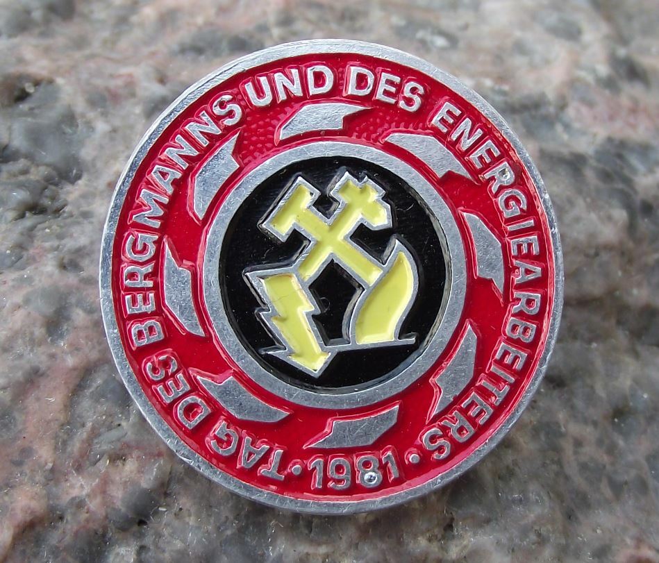 1981 East Germany National Miners Day German Trade Union Coal Mining Pin Badge - Badgecrazy