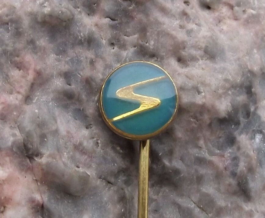 Vintage VEB Sachsenring Trabant Trabbi East German DDR GDR Car Logo Pin Badge - Badgecrazy