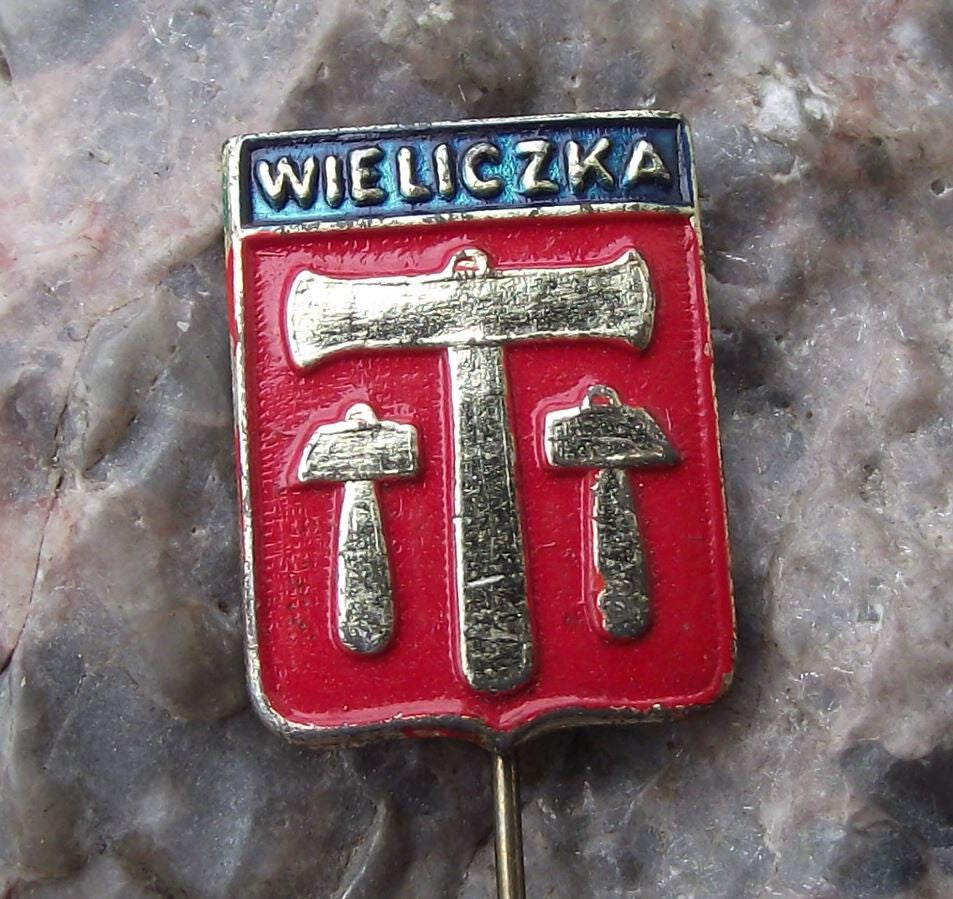 Vintage Wieliczka Poland Polish Heraldic Crest Coat of Arms Pin Badge - Badgecrazy