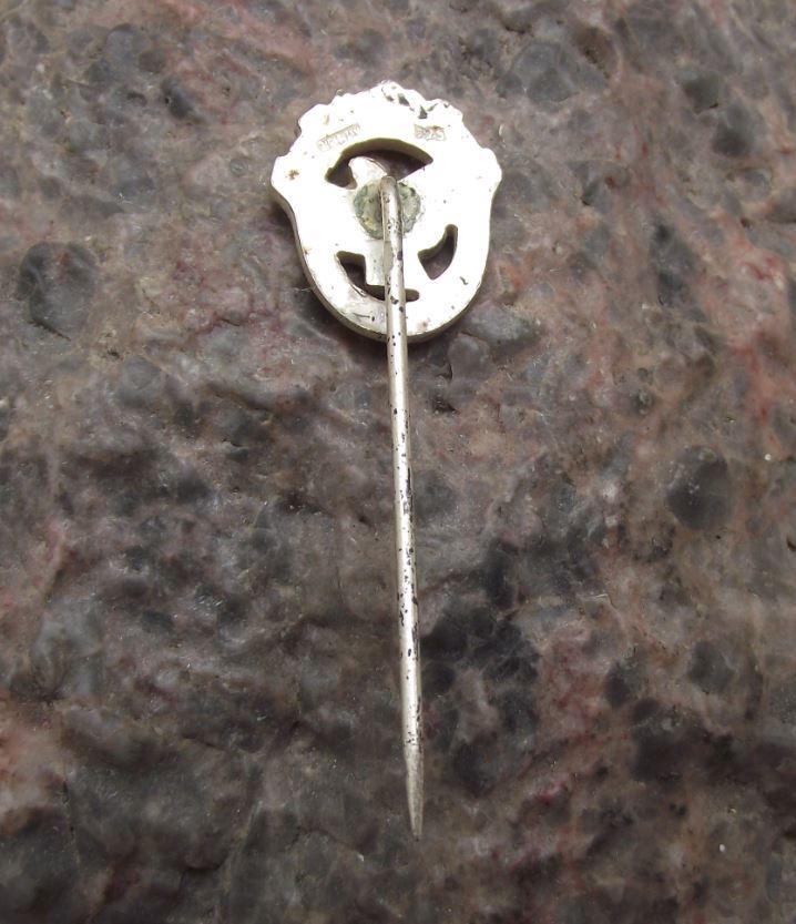 Antique Worthy Blood Donor Czechoslovakia Award White Dove Red Cross Pin Badge - Badgecrazy