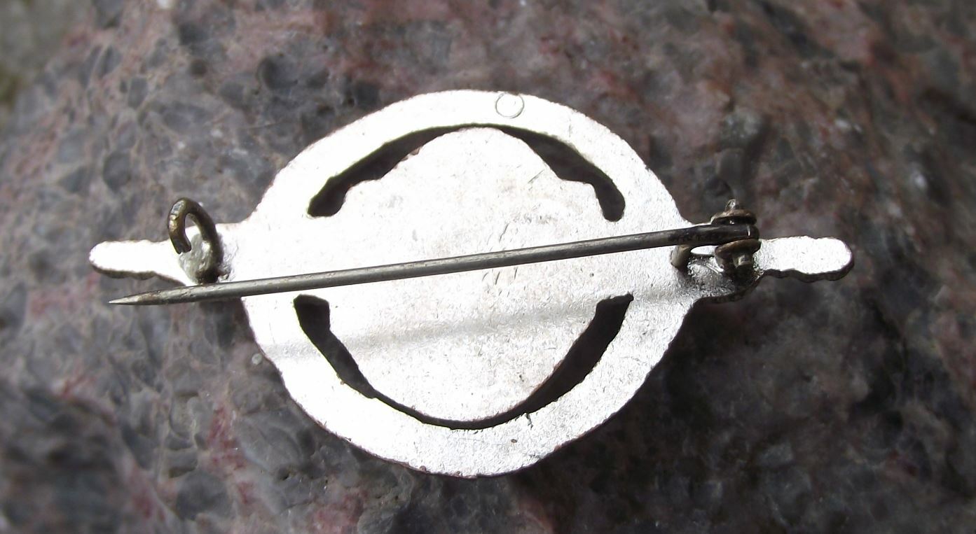 1962 German Champion Airguns Silver Small Calibre Shooting Award Pin Badge - Badgecrazy