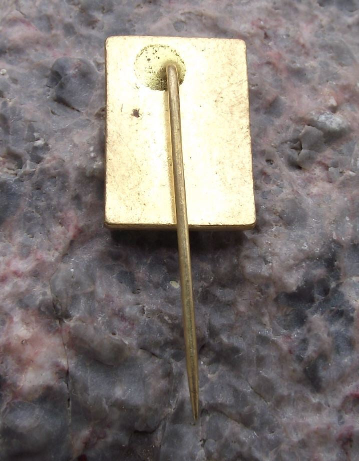 1984 Annual Rail Improvements Conference Ministry of Transport Pin Badge - Badgecrazy