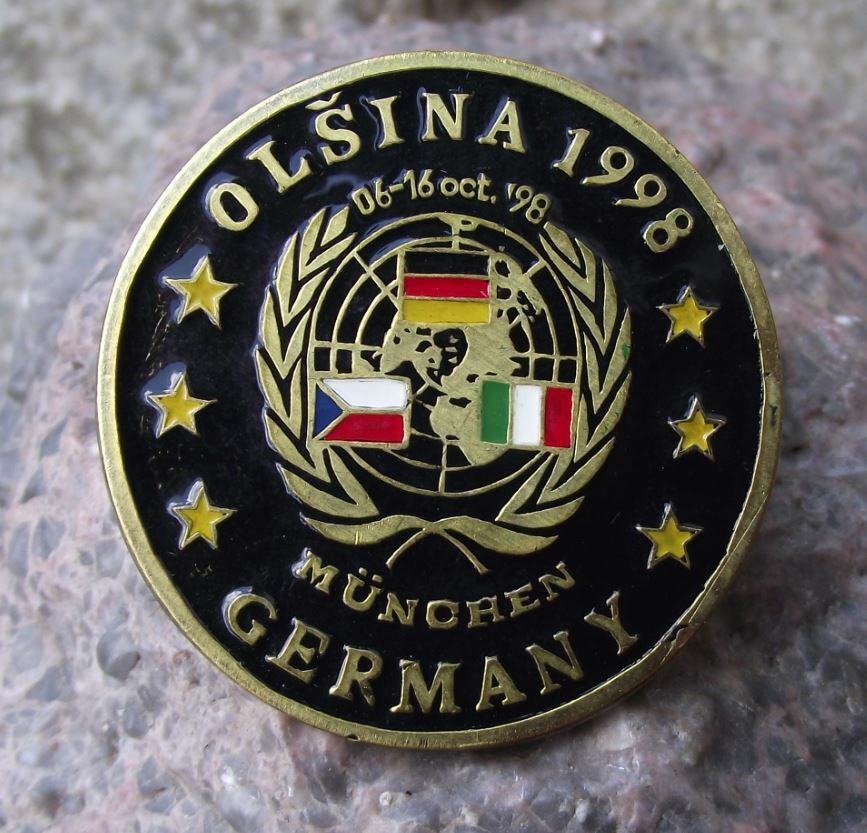 1998 NATO Military Army Exercises Olsina Munchen Munich Germany Pin Badge - Badgecrazy