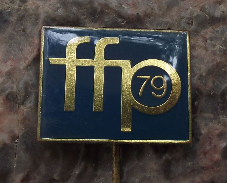 1979 FFP Czech Filmovy Exhibition 31st Communist Workers Film Festival Pin Badge - Badgecrazy