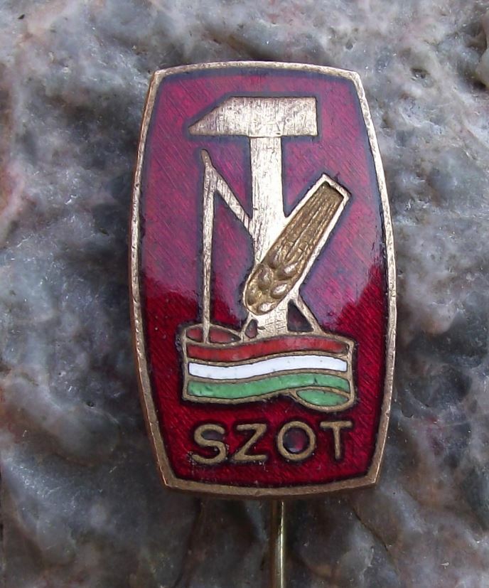 Vintage SZOT National Trade Union Council Hungary Membership Pin Badge - Badgecrazy