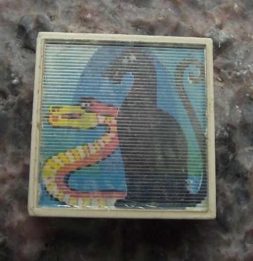 Mowgli Shere Khan Kipling Jungle Book 3D Flicker Wiggle Lenticular Pin Badge - Badgecrazy