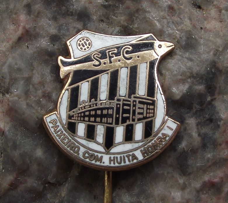 Vintage Santos SFC Fish & Stadium Brazil Football Club Soccer Pin Badge - Badgecrazy