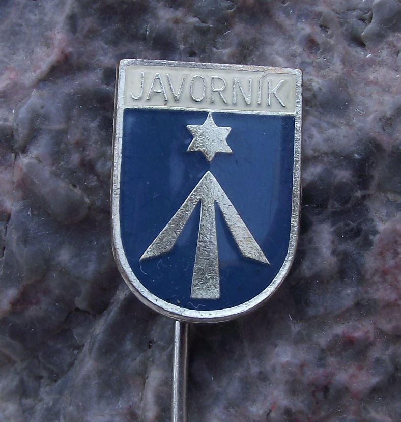 Antique Javornik Star Arrow Coat of Arms Czech Town Heraldic Shield Pin Badge - Badgecrazy