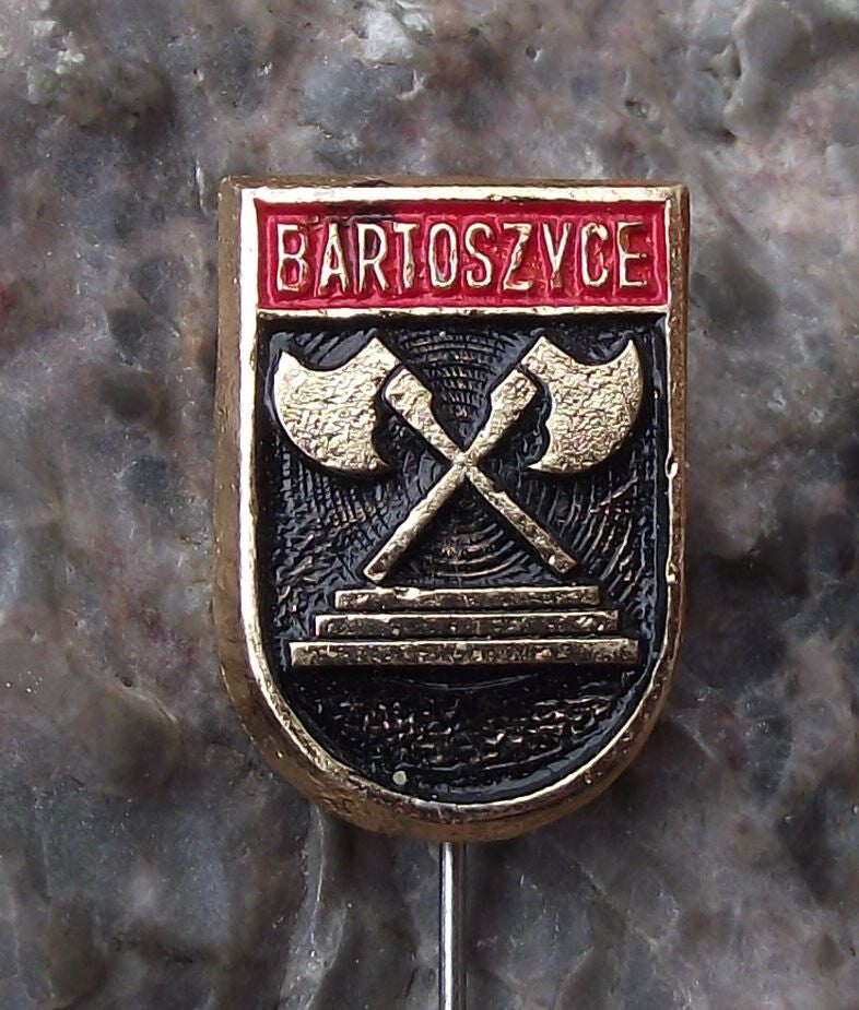 Vintage Bartoszyce Polish City Poland Heraldic Crest Coat of Arms Pin Badge - Badgecrazy