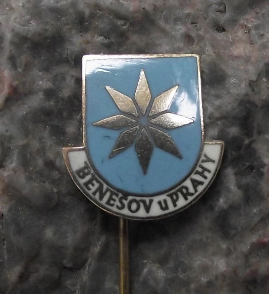Antique Benesov Czechoslovakia Coat of Arms Heraldic Crest Souvenier Pin Badge - Badgecrazy