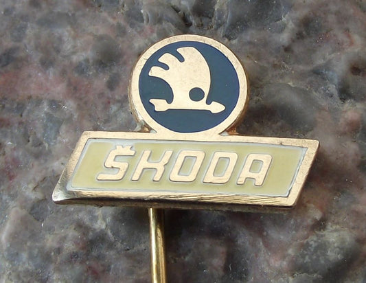 Vintage Skoda Cars Automobiles Company Winged Arrow Logo Enamel Pin Badge - Badgecrazy