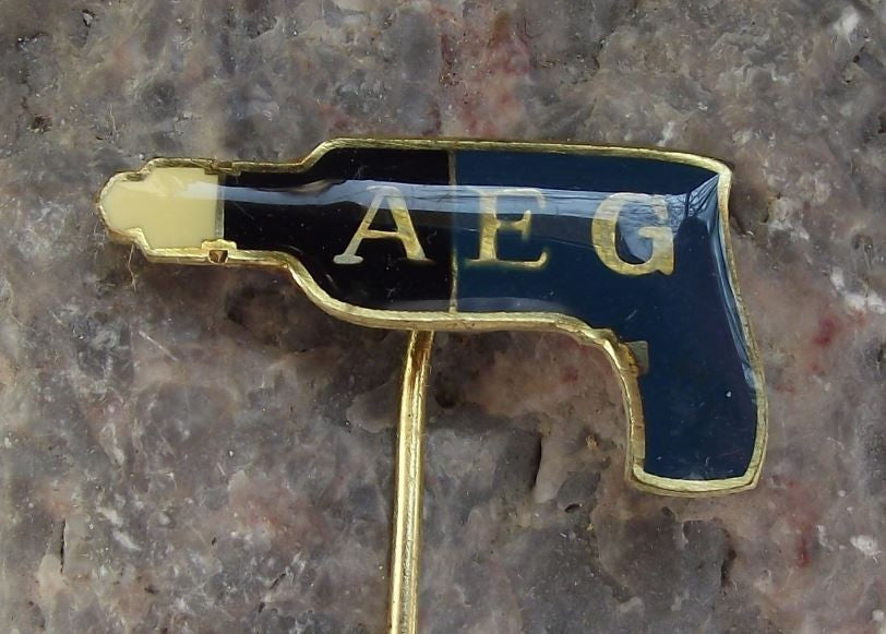 Vintage AEG Allgemeine Elektricitats Gesellschaft Electric Power Drill Pin Badge - Badgecrazy