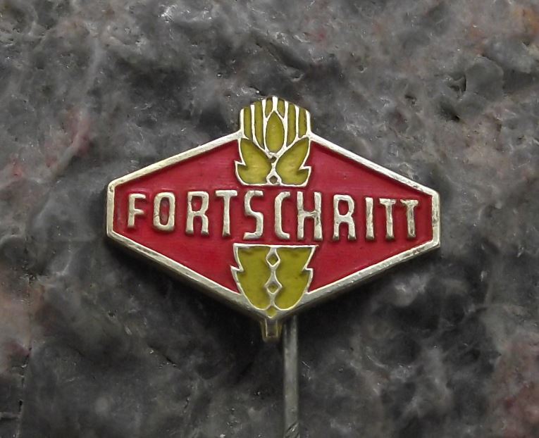 Antique Fortschritt East Germany DDR Combine & Tractor Farming Company Pin Badge - Badgecrazy