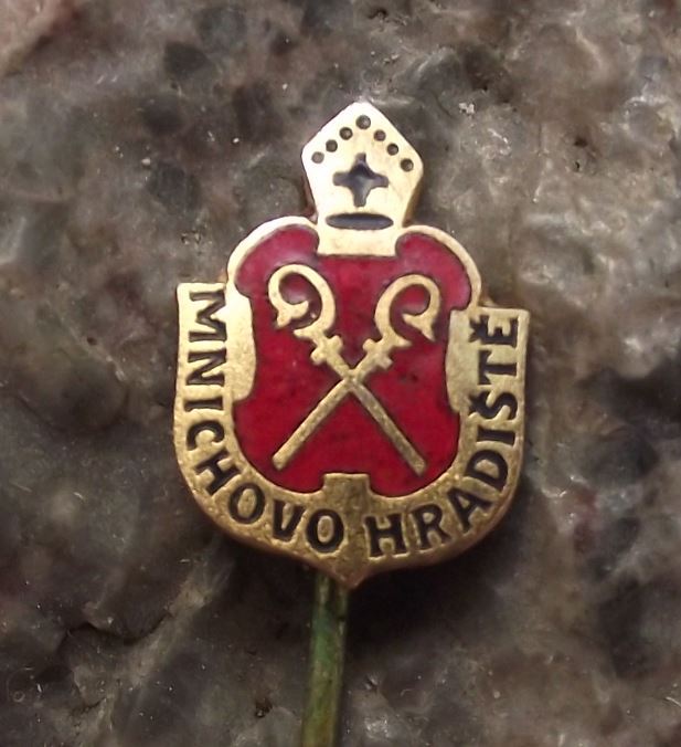 Antique Mnichovo Hradiste Munchengratz Bishop Mitre Crosier City Crest Pin Badge - Badgecrazy