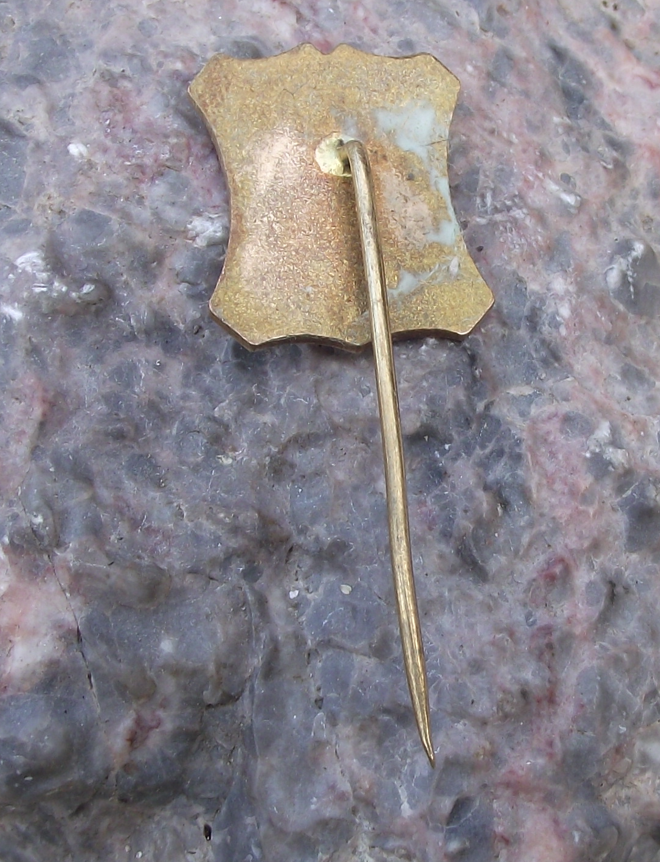 1962 Bucharest 2nd Conference of Textile Workers Loom Sewing Machine Pin Badge - Badgecrazy