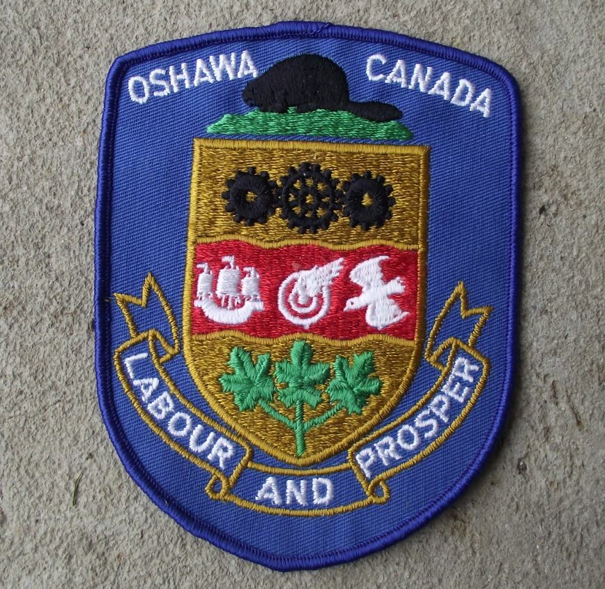 1980s City of Oshawa Ontario Canada Coat of Arms Tourist Sew on Clothes Patch - Badgecrazy