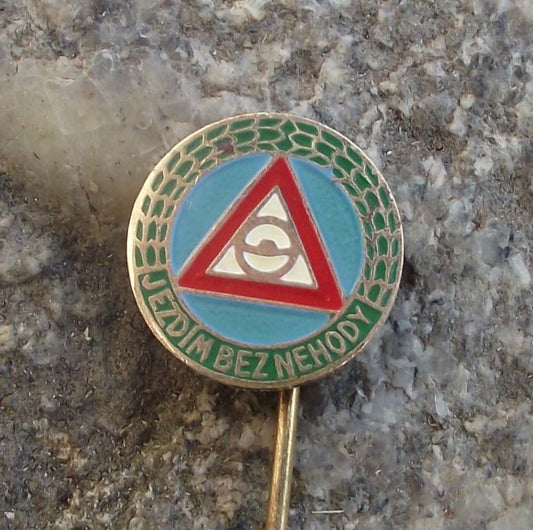 Antique Czechoslovakia Safe Driver Award Jezdim bez Nehody Road Sign Pin Badge - Badgecrazy