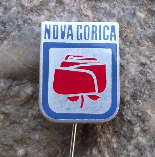 Nova Gorica Town Slovenia Red Rose Flower Heraldic Crest Coat of Arms Pin Badge - Badgecrazy