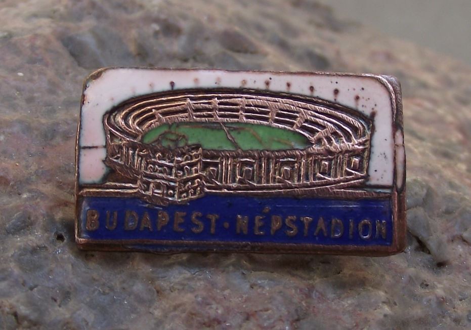 Ferenc Puskas Sports Stadium Nepstadion Giant Football Stadium Hungary Pin Badge - Badgecrazy