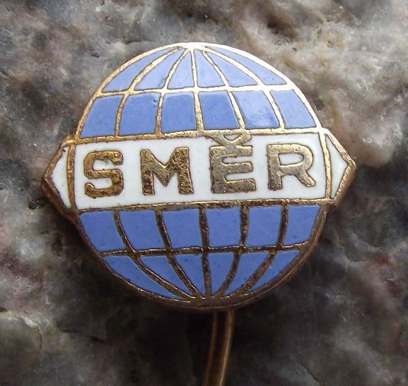 Antique Smer Plastic Military Scale Models & Toy Maker Advertising Pin Badge - Badgecrazy