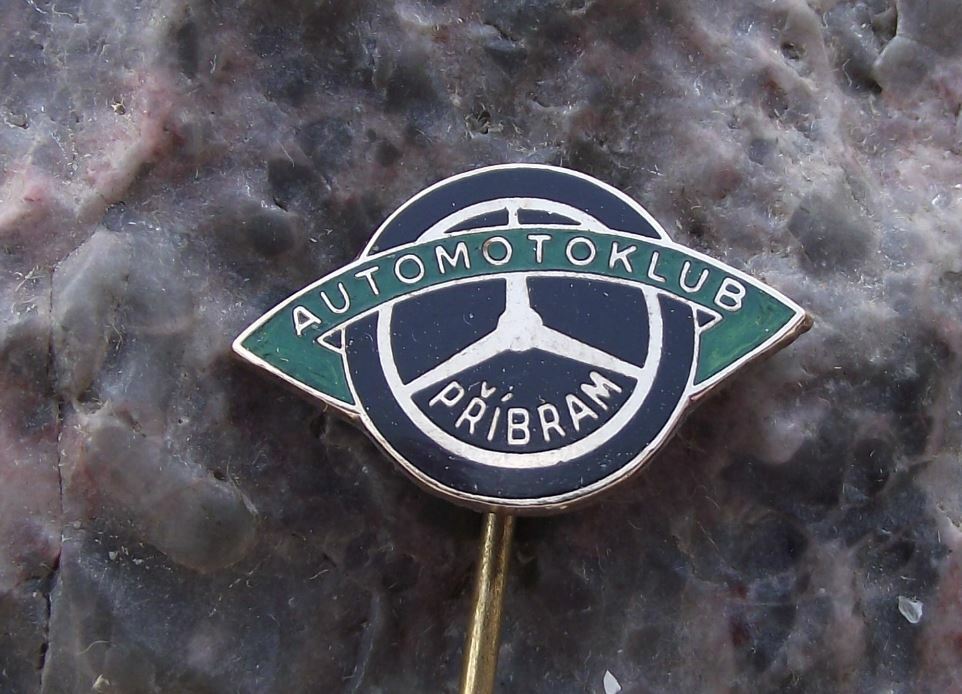 Antique Czech Automotoklub AAA Association Car Club AMK Pribram Wheel Pin Badge - Badgecrazy