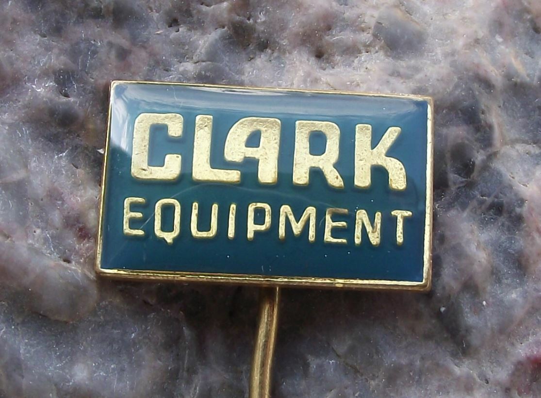 Vintage Clark Equipment Company USA Construction Fork Lift Truck Firm Pin Badge - Badgecrazy