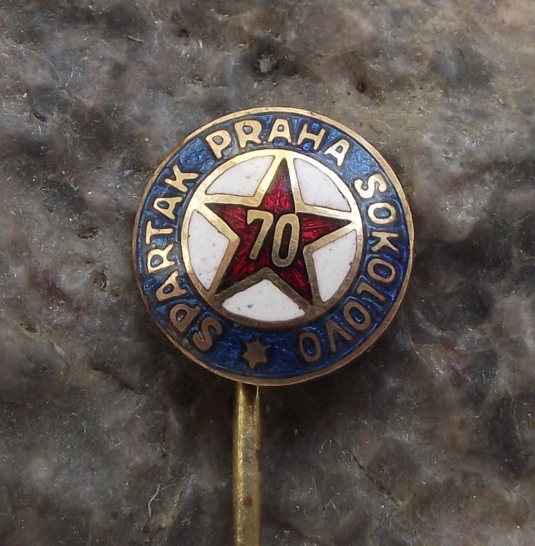 1963 AC Sparta Prague FC Praha CKD Football Soccer Club Czechoslovakia Pin Badge - Badgecrazy