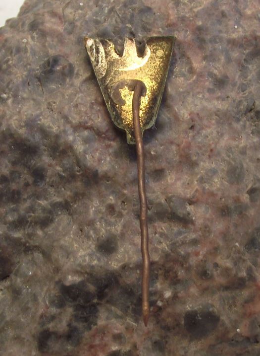 Antique Wheat Ear Grass Logo Motif Farming Farm Worker Agriculture Pin Badge - Badgecrazy